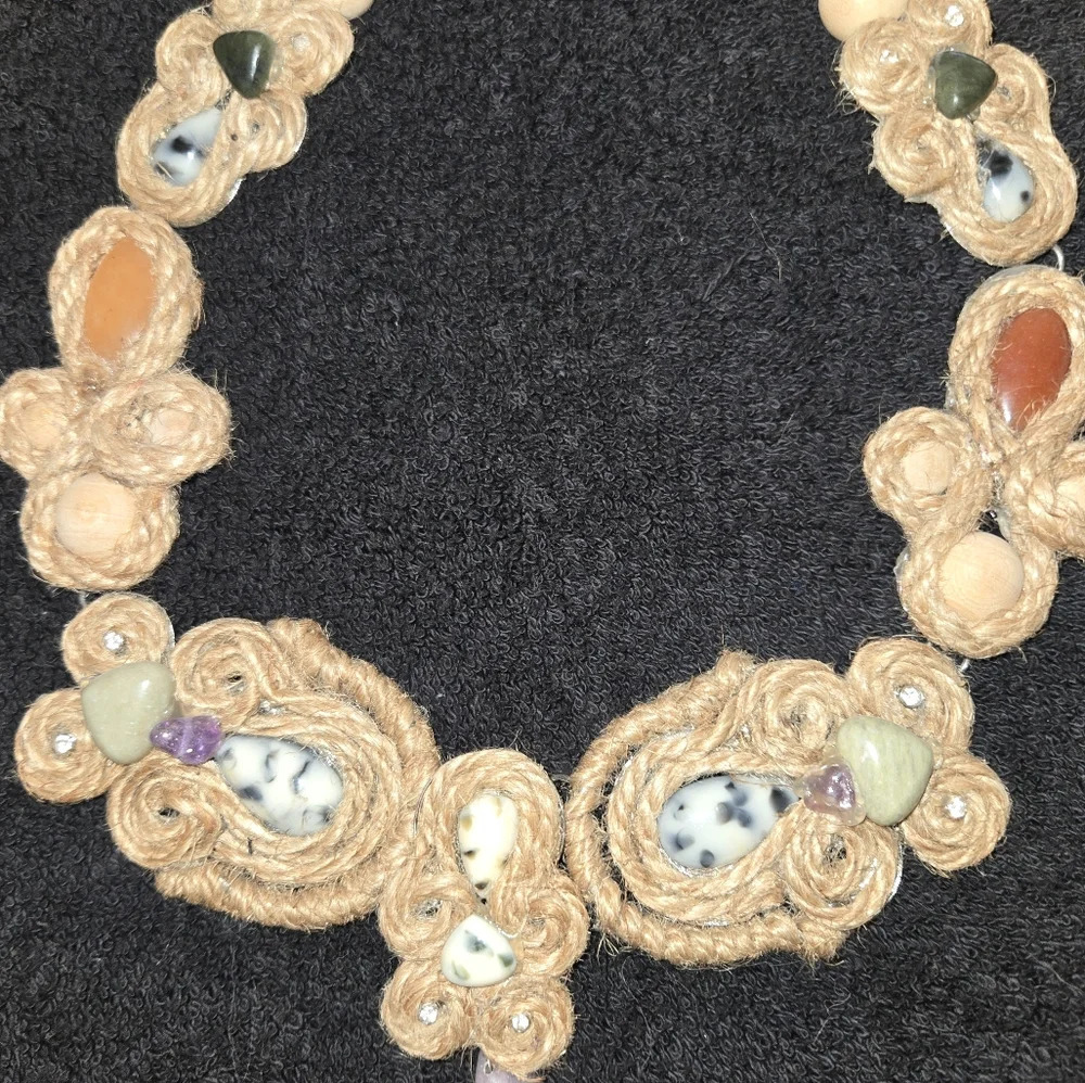 FreePeople Elegant Beige Stone Necklace 20" - Picture 3 of 5